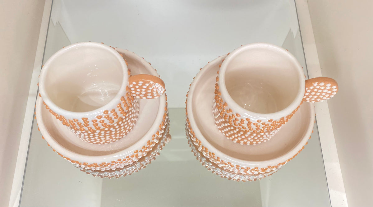 Tazzine da caffè con puntini