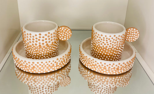 Tazzine da caffè con puntini