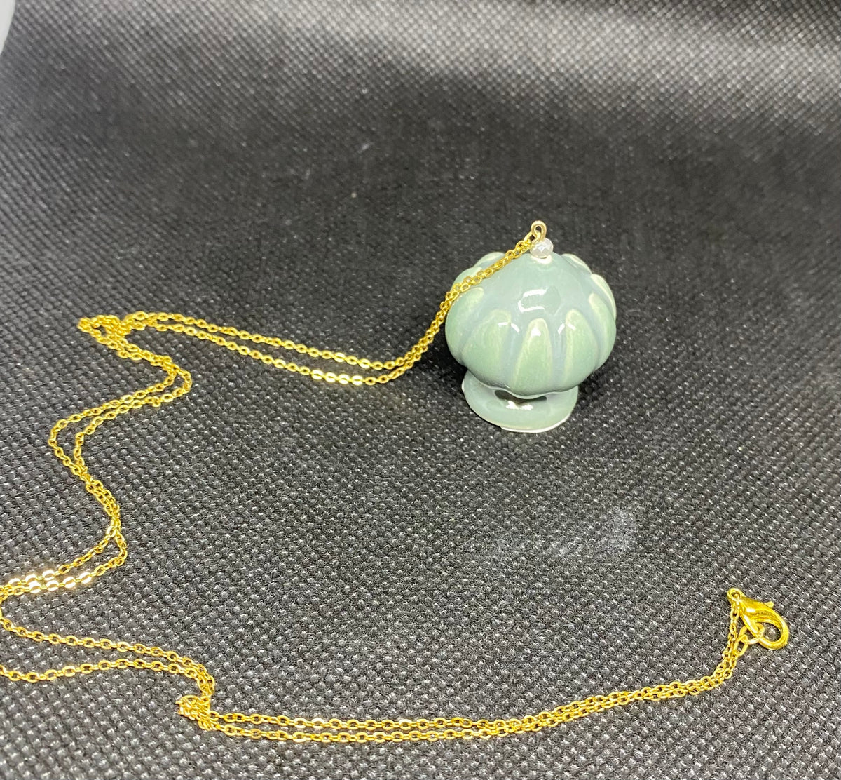 Collana pumo fiore verde